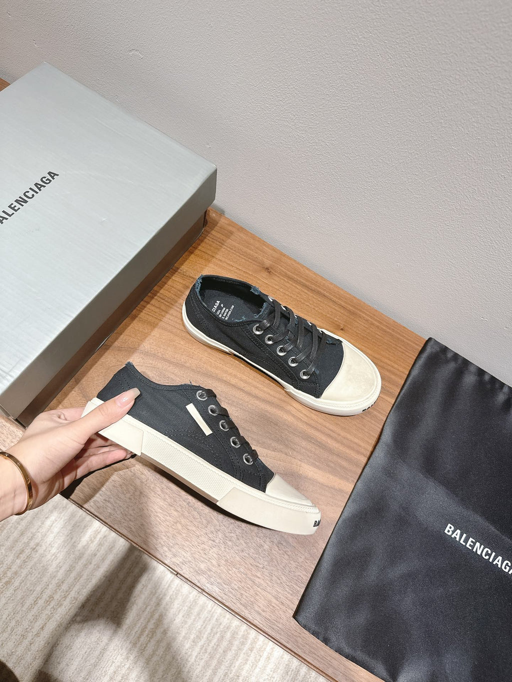 BALENCIAGA 25S SNEAKER IN BLACK CANVAS