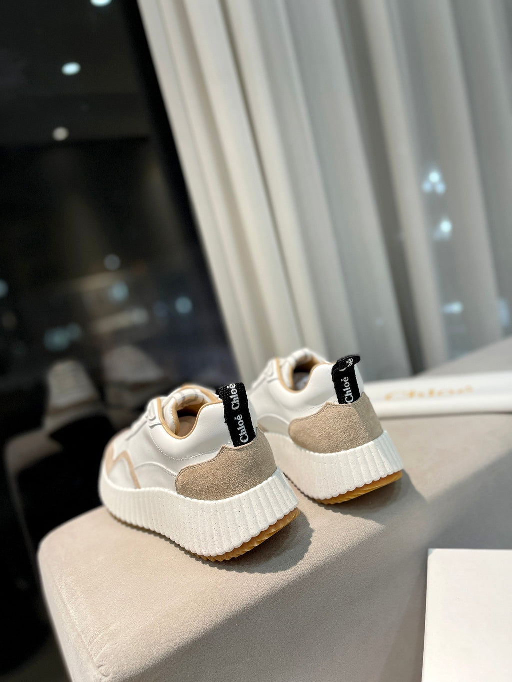NAMA SNEAKER IN WHITE LAMBSKIN AND TAN BROWN SUEDE