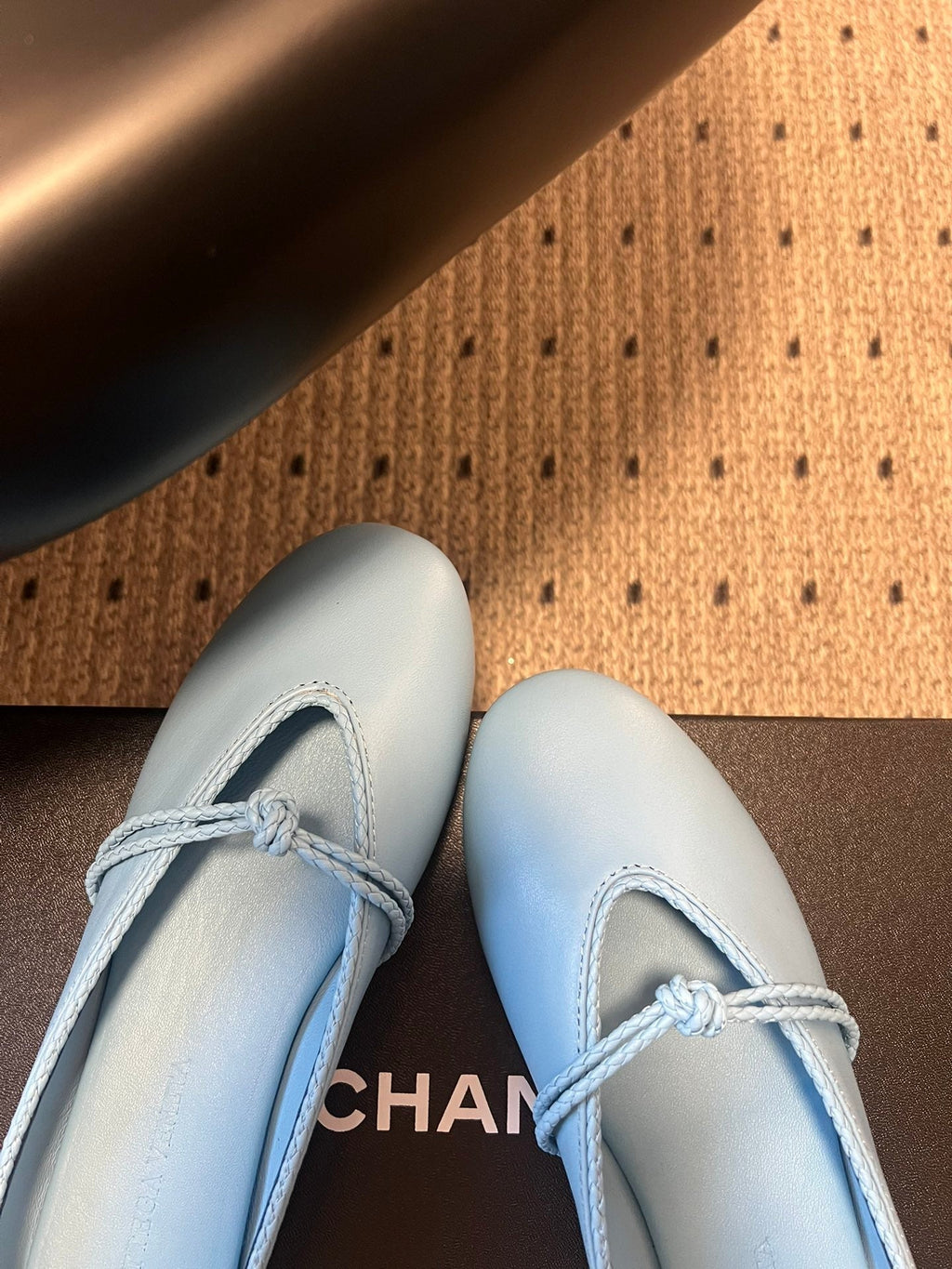 BOTTEGA VENETA 26S FLAT MULES IN BLUE LAMBSKIN