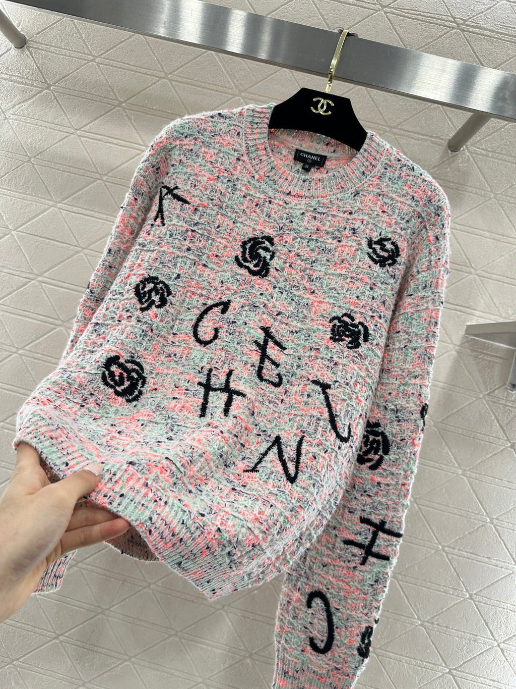 CHANEL 26S CASHMERE BLEND KNIT SWEATER 730