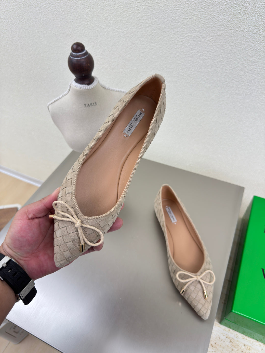 BOTTEGA VENETA BALLET FLAT IN LIGHT BROWN INTRECCIATO SUEDE WITH BOW
