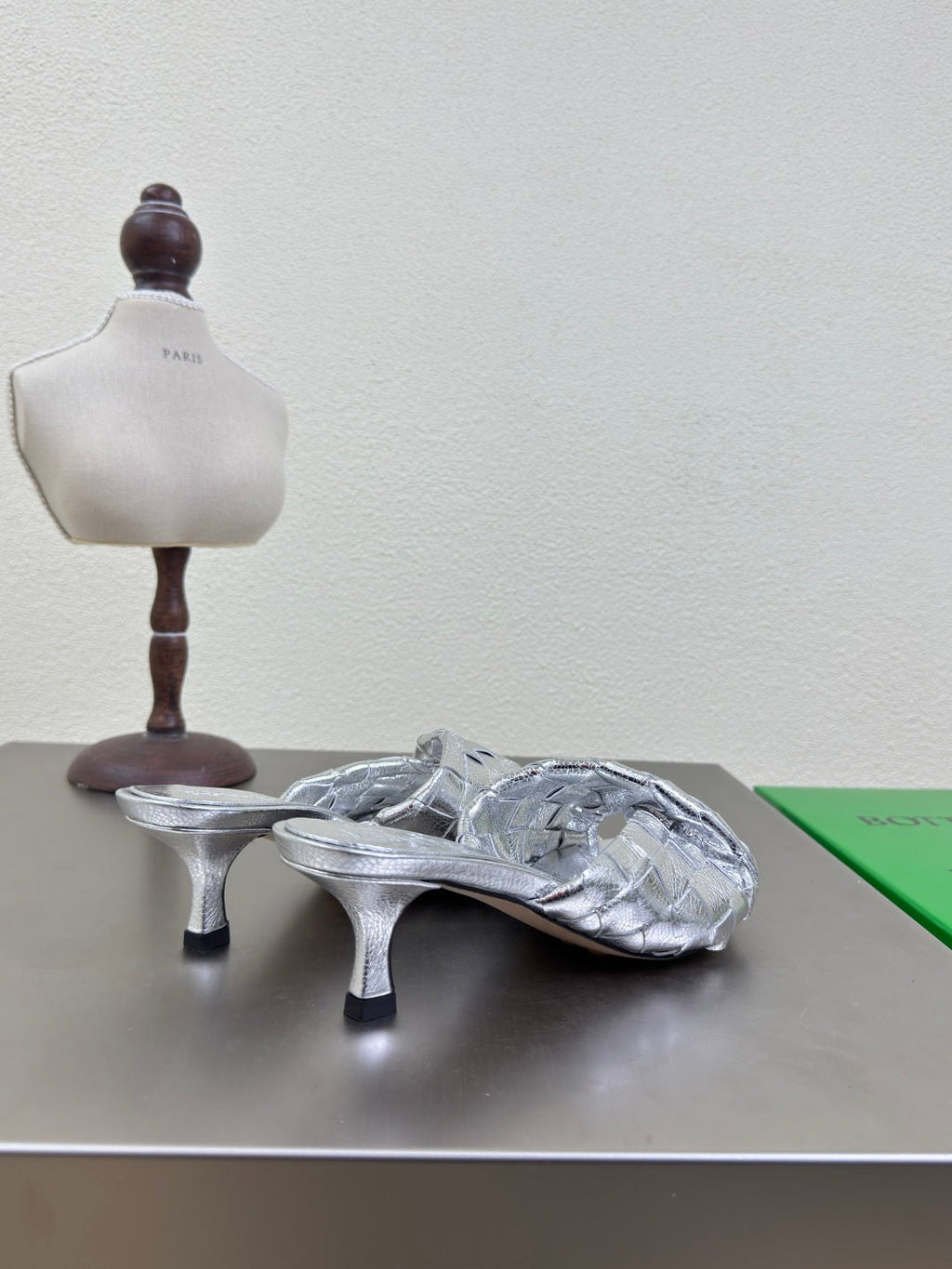 BOTTEGA VENETA BLINK HIGH 5 CM MULE IN SILVER INTRECCIATO LEATHER