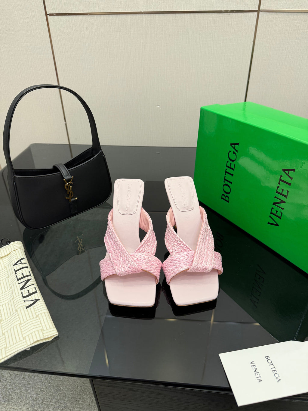 BOTTEGA VENETA 26S HEELED SANDALS 95 MM IN LIGHT PINK CALFSKIN AND RAFFIA