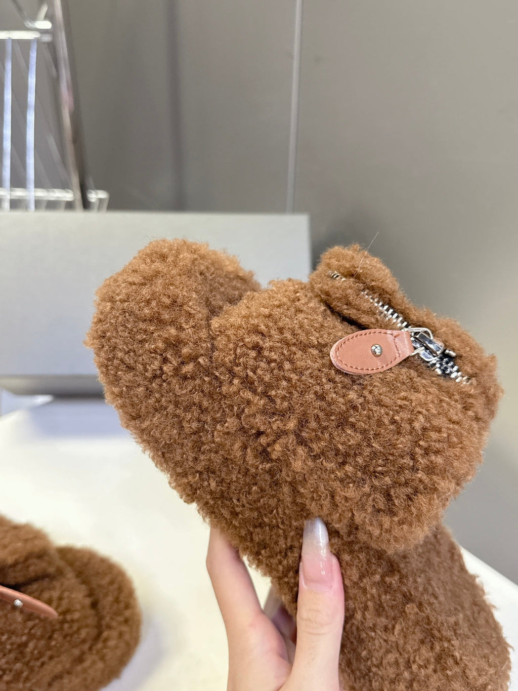BALENCIAGA 25S SLIPPERS IN BROWN FAUX SHEARLING
