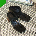 BOTTEGA VENETA MARELLA THONG IN BLACK CALFSKIN WITH SIGNATURE INTRECCIATO INSOLE