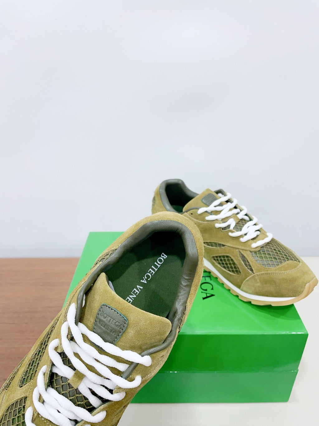 BOTTEGA VENETA ORBIT SNEAKER IN OLIVE GREEN SUEDE AND TECHNICAL MESH