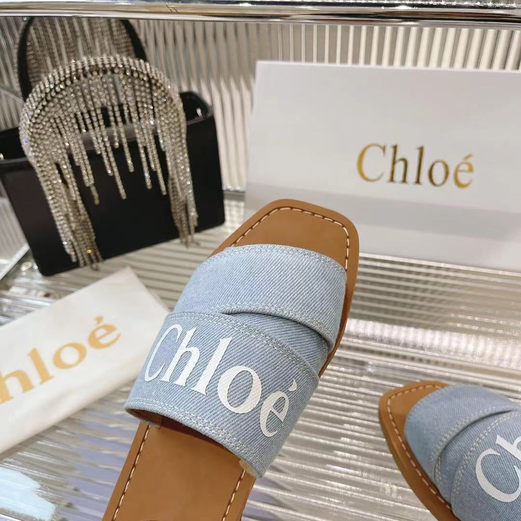 WOODY MULE IN LIGHT BLUE DENIM WITH WHITE LOGO