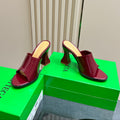 BOTTEGA VENETA HIGH MULE 95 MM IN WINE RED CALFSKIN
