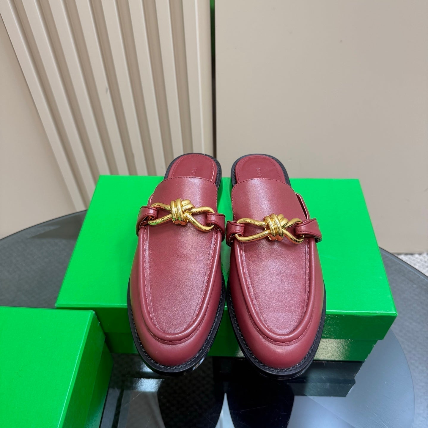 BOTTEGA VENETA ASTAIRE MULE IN BERRY RED CALFSKIN WITH GOLD HARDWARE