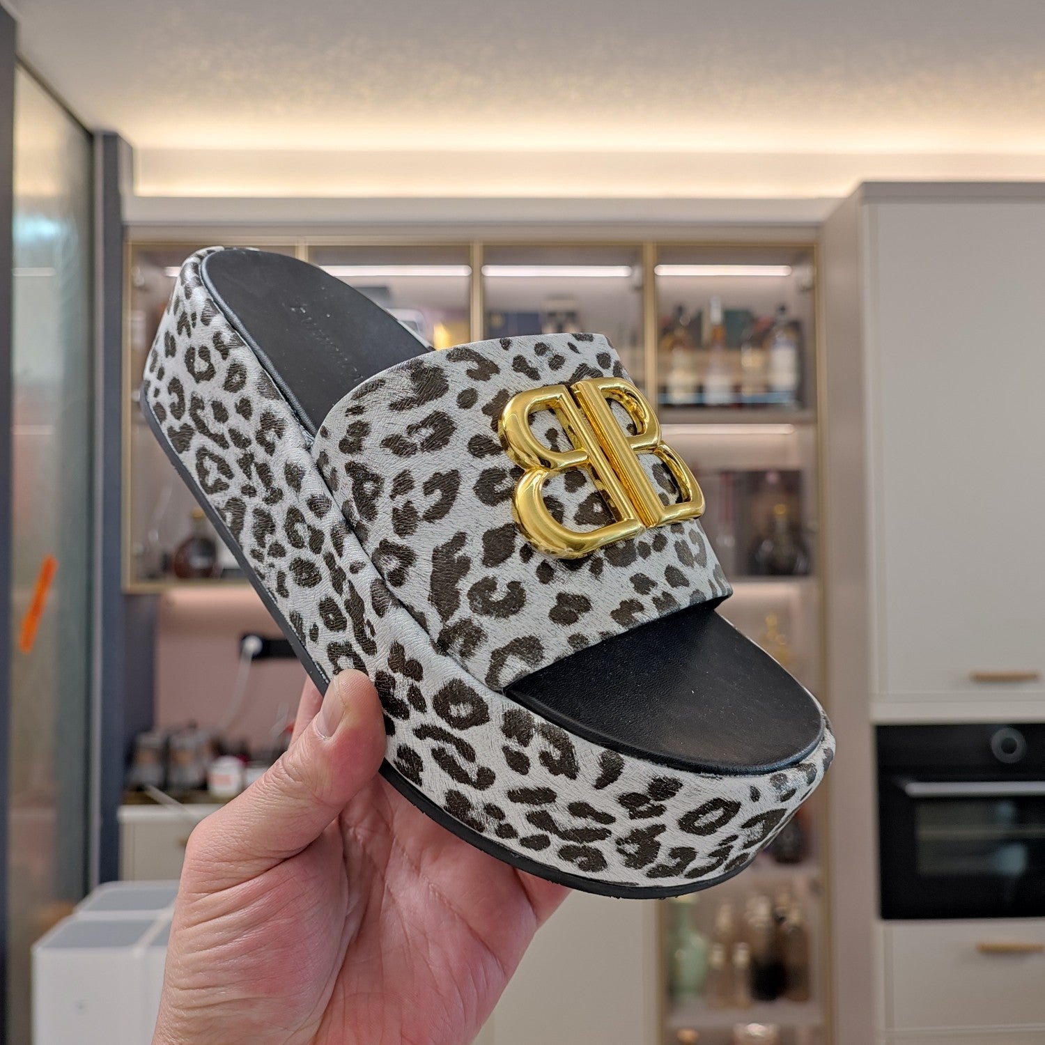 RISE SANDAL THICK-SOLED IN WHITE LEOPARD PRINT CALFSKIN